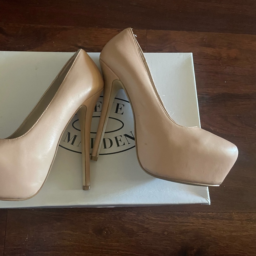 retro 90's Steve Madden platform shoes Size 7
